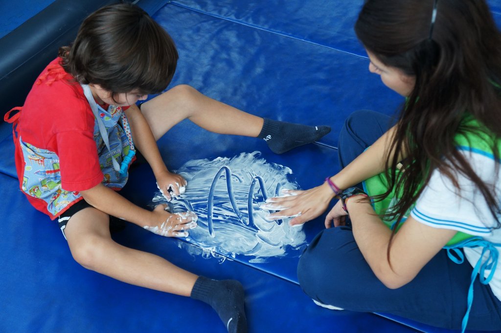 Educate 84 children/teens with autism in Venezuela