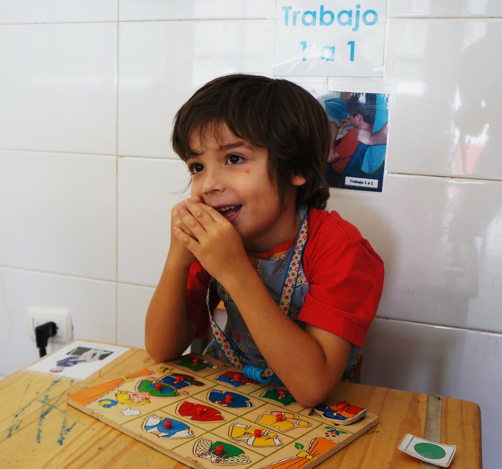 Educate 84 children/teens with autism in Venezuela