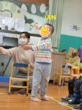 I can do waist twists well in my class.