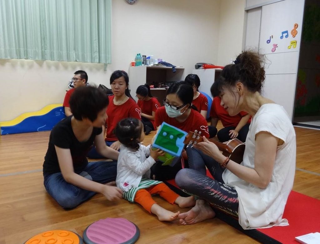 Give a Music Magician to Developmental Delay Kids