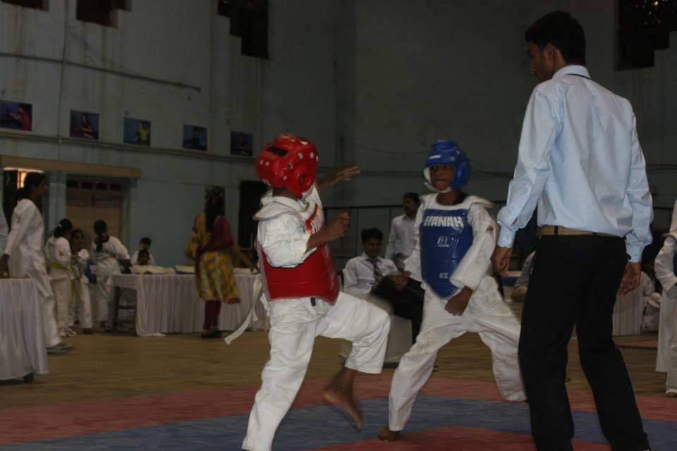 Support an Underprivileged Child in India