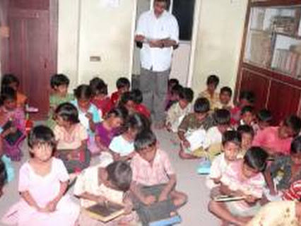100 STREET CHILDREN RESCUE & REHABILITATION -INDIA