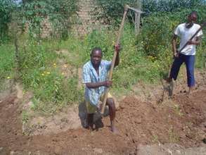 Young Rwandans in an Umuryango Service Project