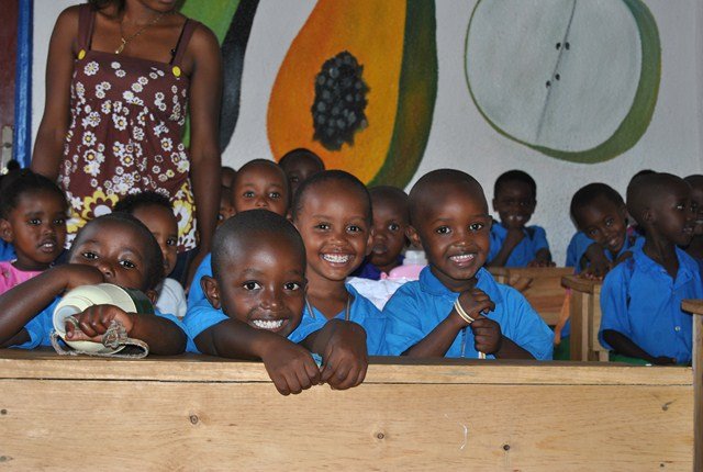Help 200 vulnerable Rwandan kids through education