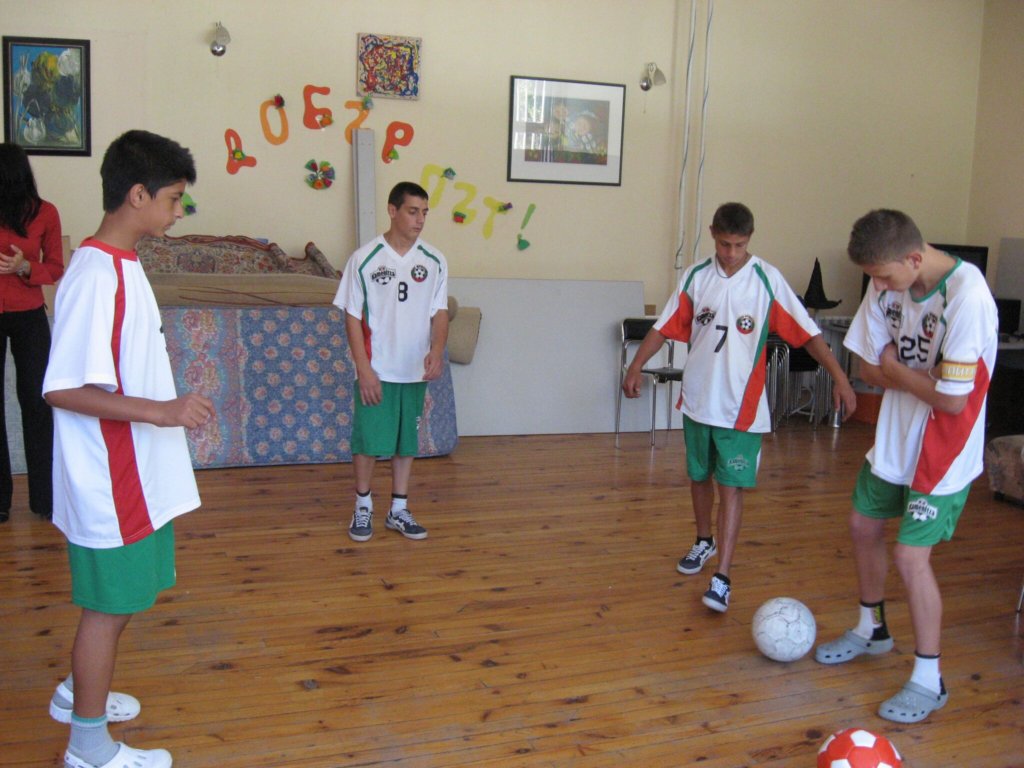 Health & social care for 300 disadvantaged youths