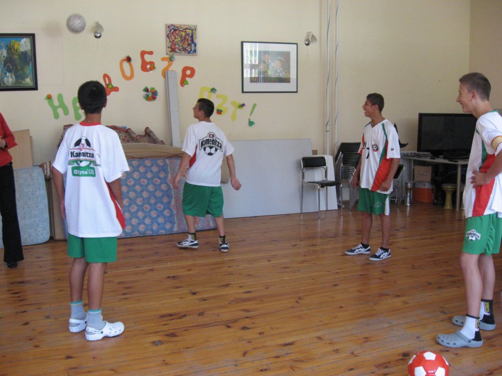 Health & social care for 300 disadvantaged youths