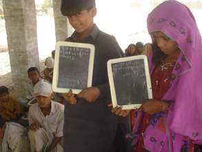 Educate 450 flood prone street children in Pakstan