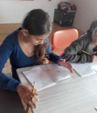 Loredana working hard during a tutoring session
