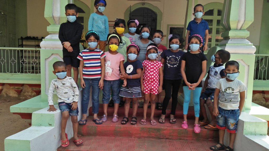 Be the lifeline of a 1000 children in India