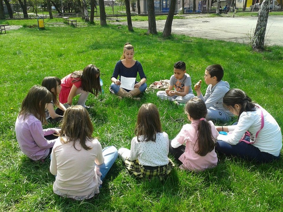 Young teachers for the kids in North East Bulgaria