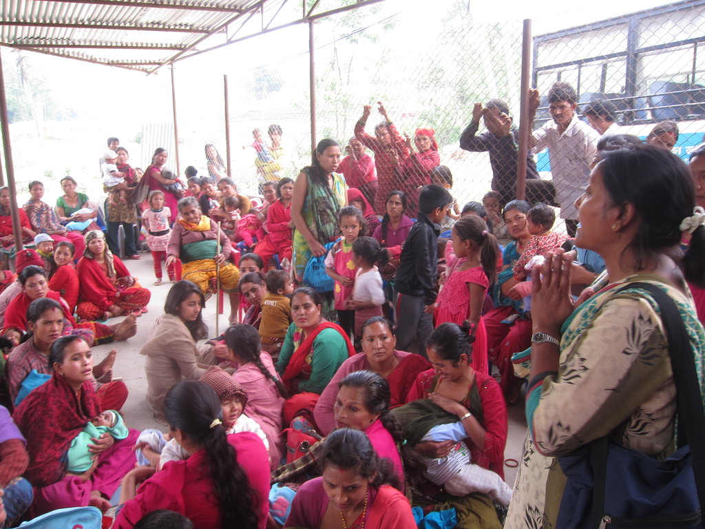 Women in temporary camps in Nala, Kavre