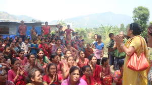 Relief distribution in Chatredeurali, Dhading