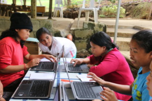 The participants in one of the learning sessions