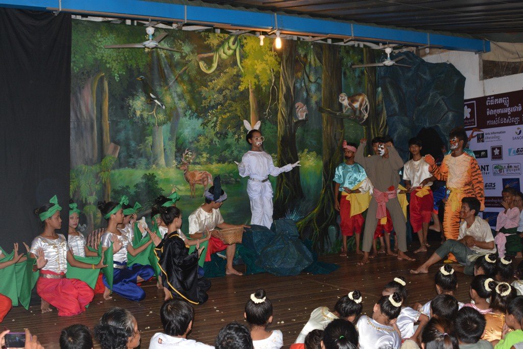 Summer Arts Camp 2015 for Disadvantaged Youth