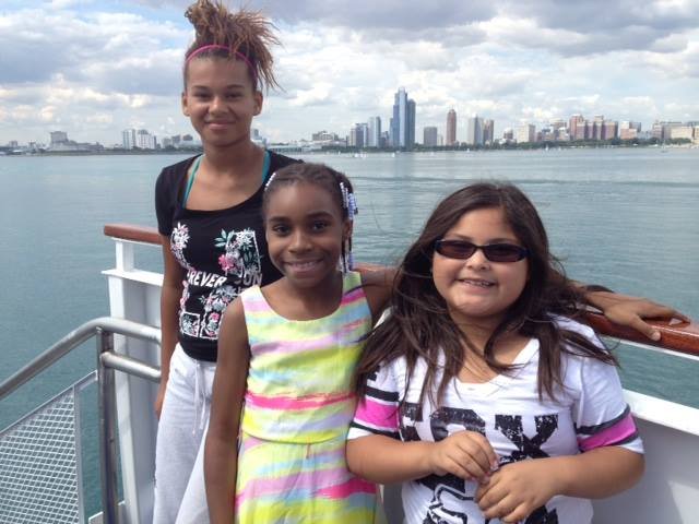 Architectural Boat Tour Includes Beautiful View!