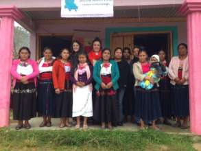 Women who colaborate with Aytana