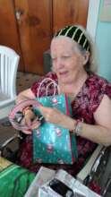 Mrs C. is happy with her hairband