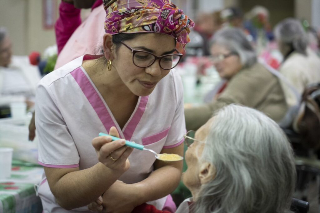 Home for 50 Elderly People in Argentina