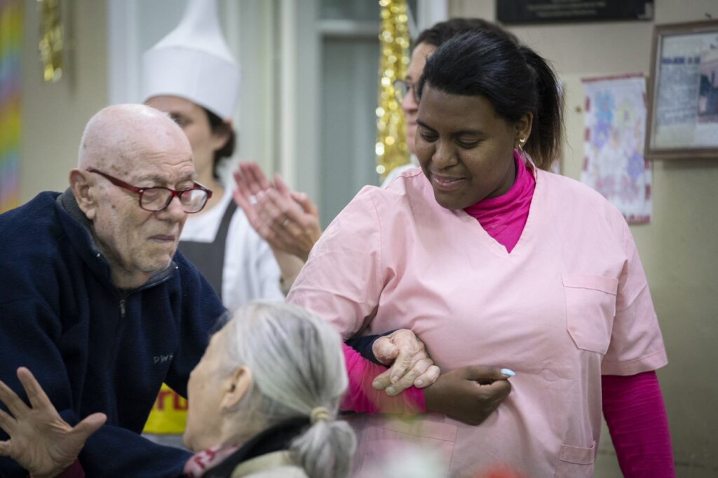 Home for 50 Elderly People in Argentina