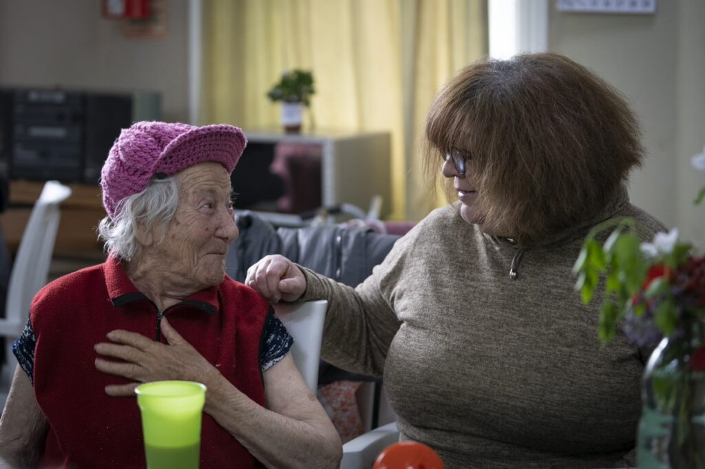 Home for 50 Elderly People in Argentina
