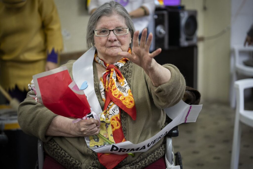 Home for 50 Elderly People in Argentina