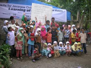 Children of earthqauke victims in Bantul