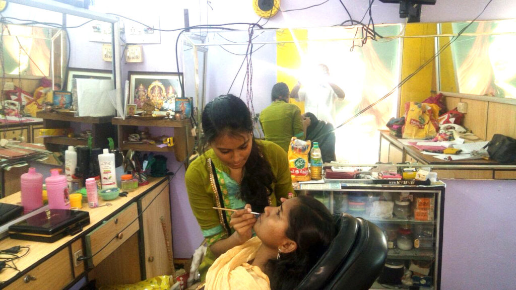 Self beautician business