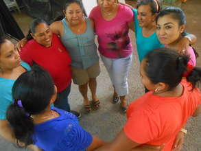 Business empowerment for 20 women of Yucatan