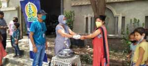 Food distribution by RISE