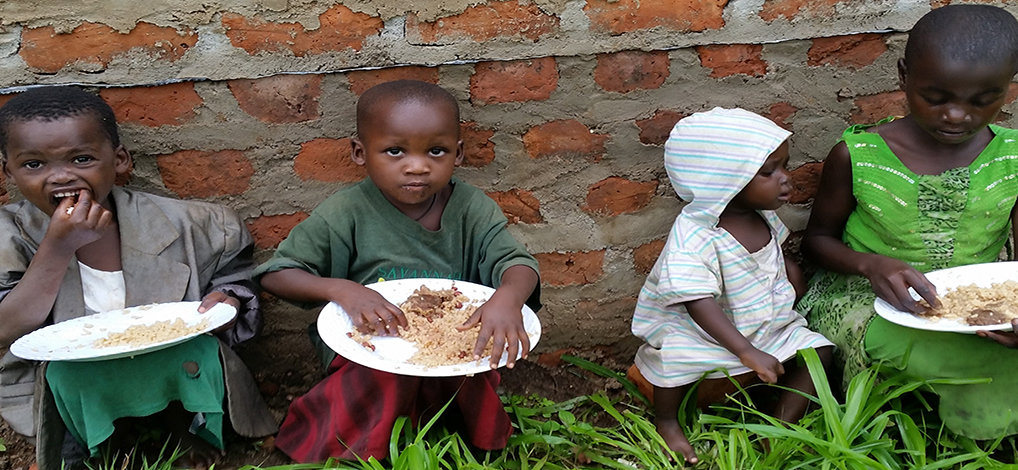 Provide lunch to 300 school children for a term