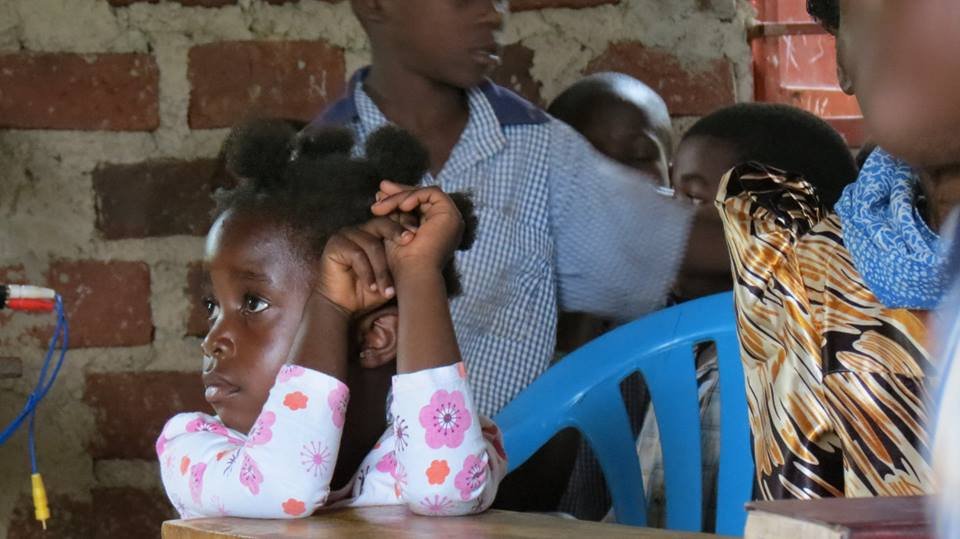 Provide lunch to 300 school children for a term