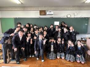 Photo of Japanese participants with certificate