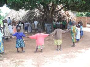 Class under tree shade's 2012