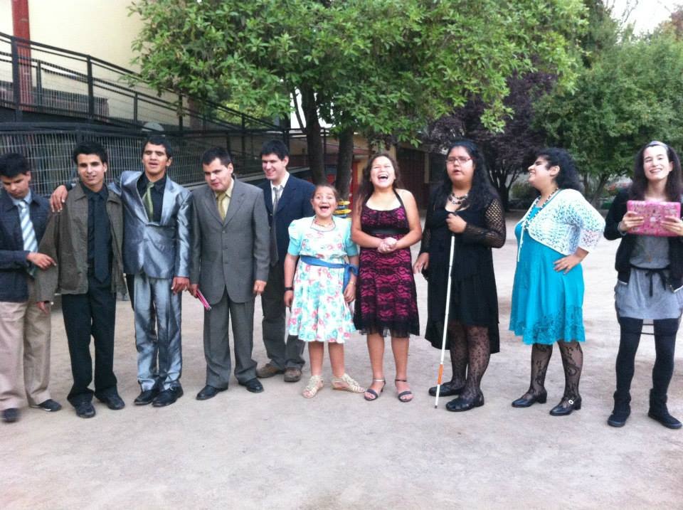 Send 25 multidisabled students to school in Chile