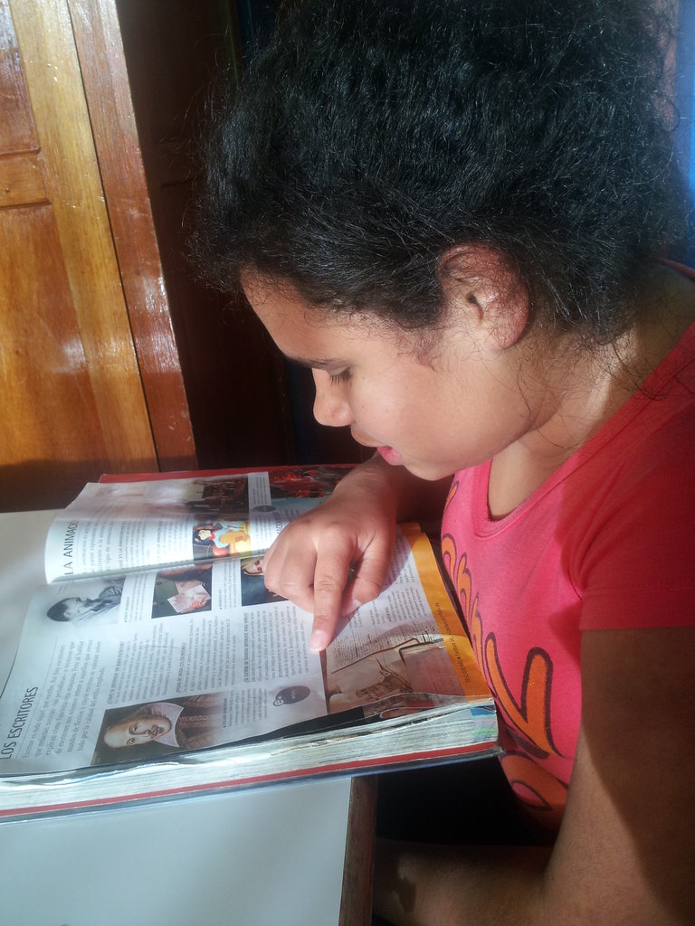 Rebuild orphanage for 20 Colombian girls