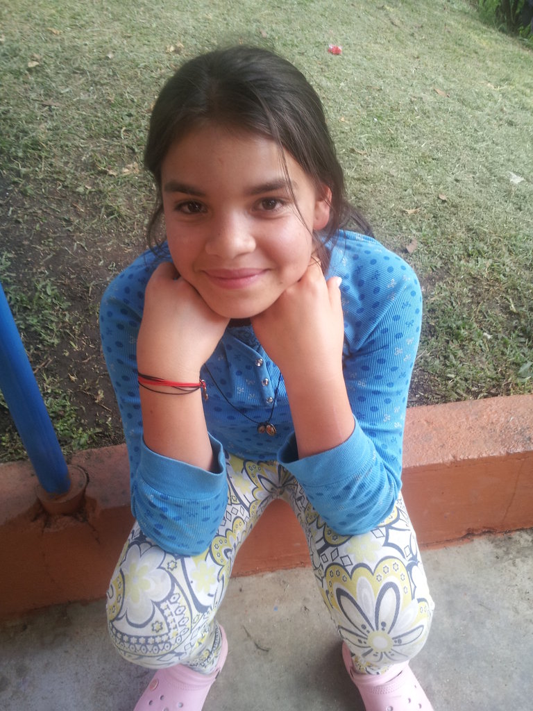 Rebuild orphanage for 20 Colombian girls