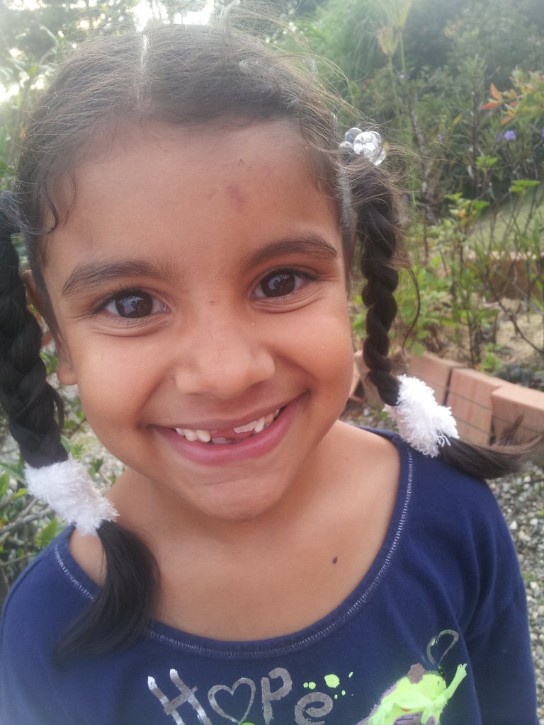 Rebuild orphanage for 20 Colombian girls