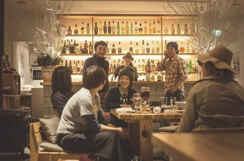 Reports on Earthquake;Encouraging Miyagi by a community space