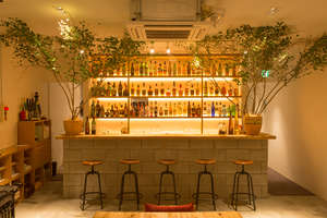 the look of restaurant of Long Beach House