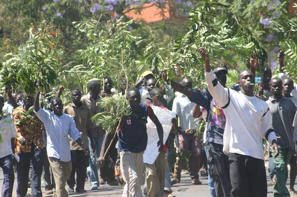 Provide Health Care to Sick Women in Kenya