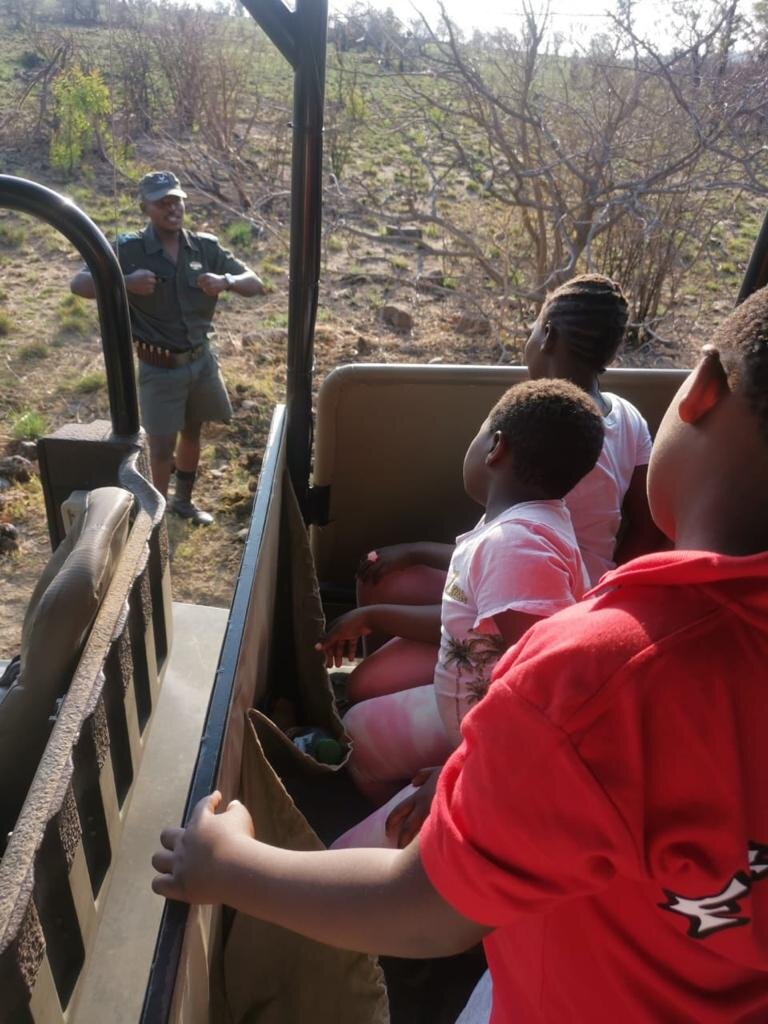 GAME RANGER TEACHING THE CHILDREN