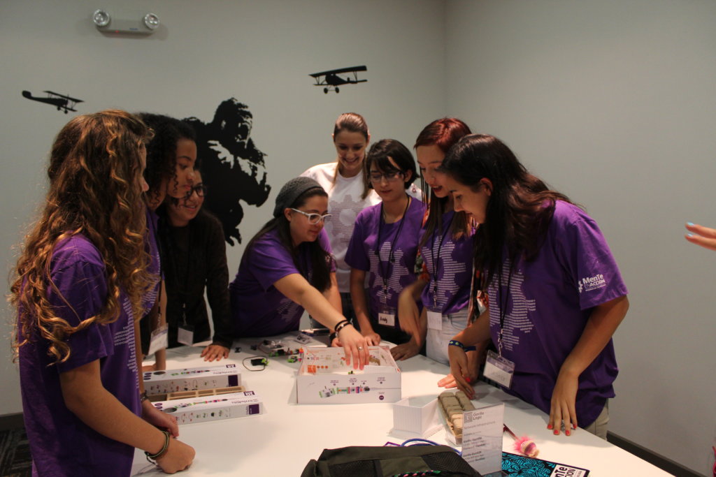 Empower youth through technology in Costa Rica