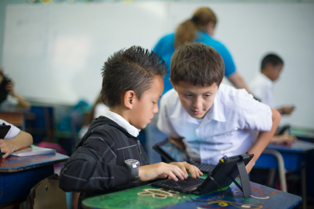 Empower youth through technology in Costa Rica