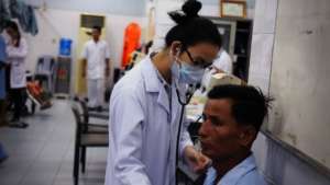 SHCH trains Cambodian medical professionals