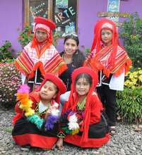 Traditional dance at Picaflor House