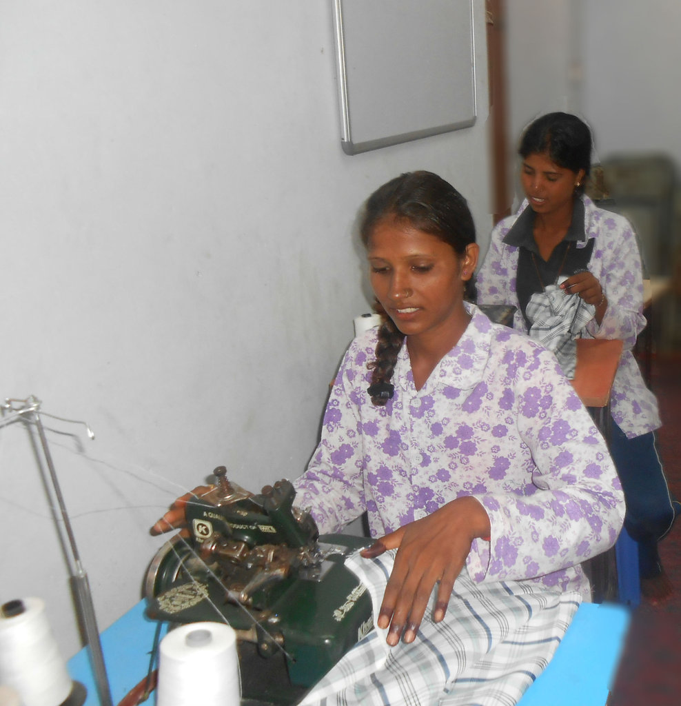 support Tailoring Training to underprivileg Girls