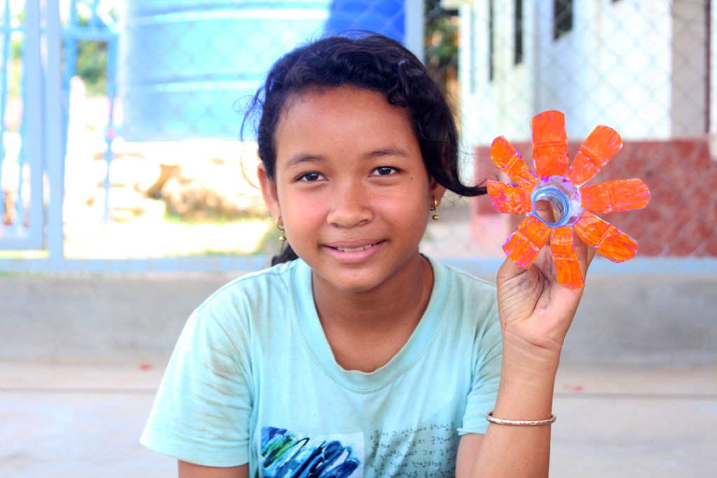 Art & Dance lessons for 300 Children in Cambodia