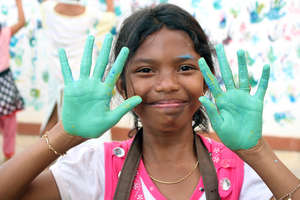 Art & Dance lessons for 300 Children in Cambodia