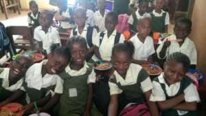 Primary students having their lunch