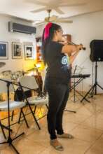 violin student